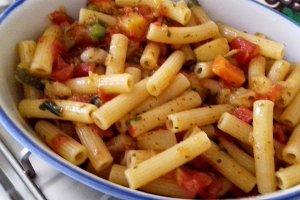 Paste cu legume gratinate