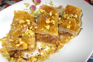 Desert baclava turceasca cu nuca si fistic