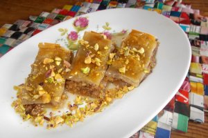 Desert baclava turceasca cu nuca si fistic