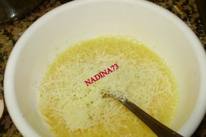 Omleta cu slanina si mamaliguta