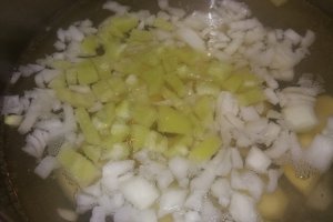 Supa de legume cu carne de pui
