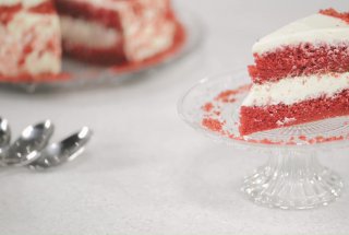 Desert tort red velvet sau catifea rosie