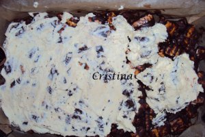 Desert tort de biscuiti cu crema de mascarpone
