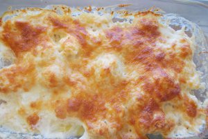 Conopida cu branzeturi la cuptor