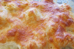 Conopida cu branzeturi la cuptor