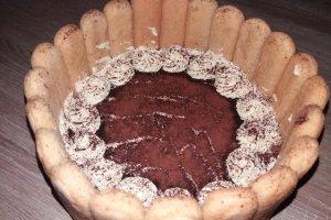 Desert tort tiramisu reteta nr. 300