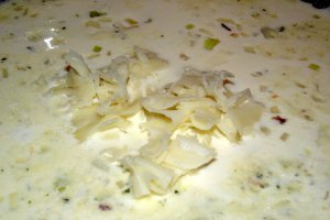 Tortellini ( bicolori ) de casa, cu ciuperci si cascaval