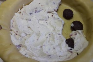 Desert tarta cu branza si dulceata de zmeura