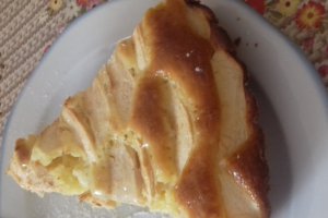 Desert tarta cu mere si iaurt
