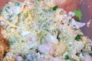 Ciorba cu perisoare de pui si oregano