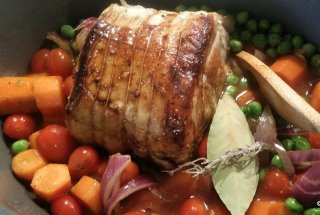 Muschi de porc cu legume si otet balsamic