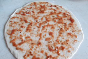 Aperitiv cornulete pizza