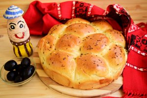 Paine cu masline si mozzarella