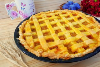 Desert tarta cu prune