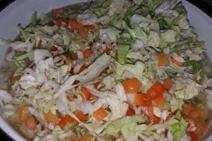 Ciorba cu varza si costita de porc