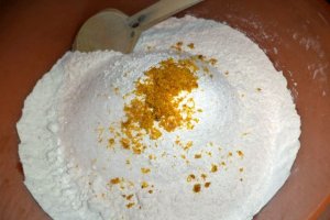 Desert briose cu rodie, ghimbir si ciocolata