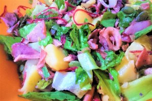 Salata cu cartofi si calamari