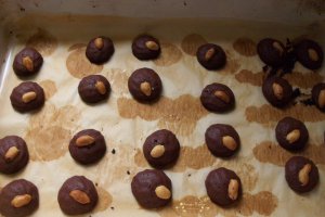 Desert fursecuri cu arahide sarate, cacao si lapte