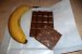 Desert clatite cu banane si ciocolata cu arahide si fructe de padure-1