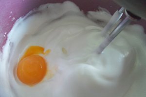 Desert prajitura cu dulceata de visine