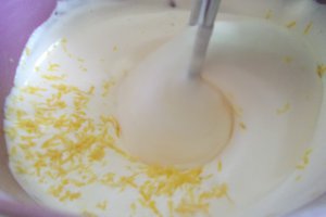 Desert prajitura cu dulceata de visine