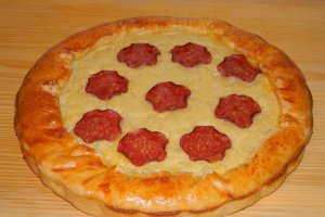 Aperitiv tarta cu ceapa