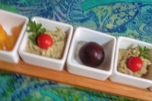 Salata de vinete cu iaurt si patrunjel verde