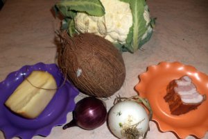 Supa crema de conopida cu lapte de cocos