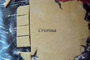 Aperitiv biscuiti cu cascaval