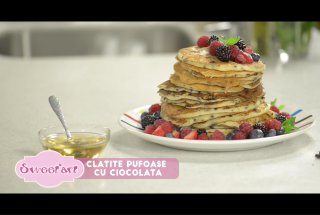 Desert clatite pufoase reteta cu ciocolata