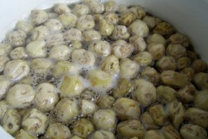 Dulceata de nuci verzi