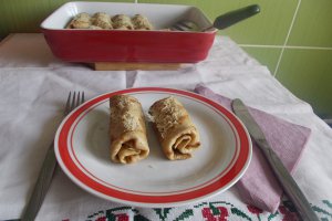 Aperitiv clatite cu sunca si cascaval