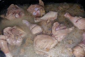 Orez cu ciuperci si carne de pui