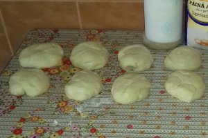 Aperitiv covridog cu cascaval