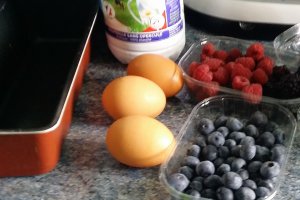 Desert flan cu fructe de padure