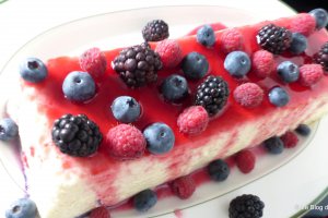 Desert flan cu fructe de padure