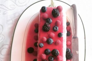 Desert flan cu fructe de padure