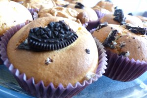 Desert muffins cu biscuiti Oreo