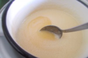 Desert rulada cu crema de lamaie