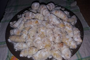 Desert cornulete cu dulceata