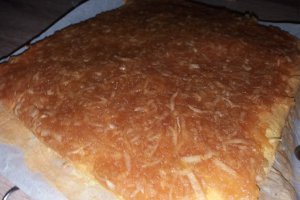 Desert prajitura cu mere caramelizate