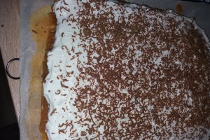 Desert prajitura cu mere caramelizate