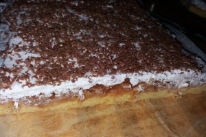 Desert prajitura cu mere caramelizate