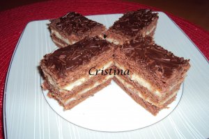 Desert prajitura cu foi si crema de vanilie