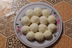 Desert bomboane Raffaello