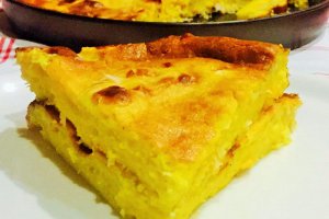 Desert placinta cu smantana si vanilie