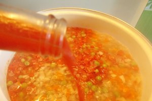 Ciorbita cu mazare si radacinoase