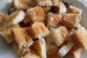 Ciorbita cu mazare si radacinoase