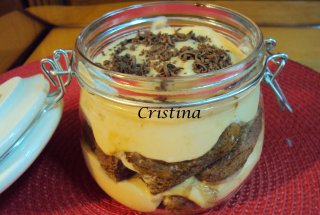 Desert tiramisu cu Inka
