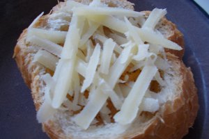 Aperitiv chifle umplute, la cuptor